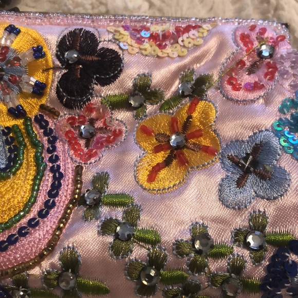 Beaded clutch - Picture 3 of 7